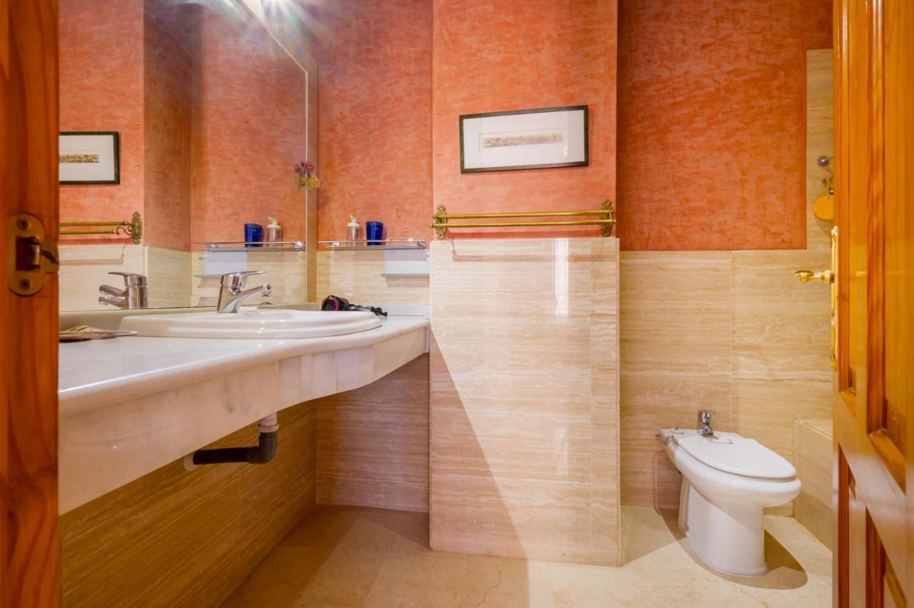 Large And Practic - 3Bd 2Bth- Arenal Διαμέρισμα Σεβίλλη Εξωτερικό φωτογραφία